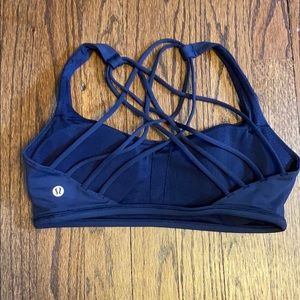 Free to be Wild Sports Bra Size 8